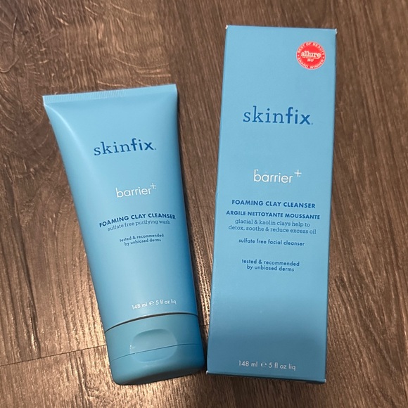 Skinfix Skin Barrier+ Foaming Clay Cleanser - Picture 1 of 8